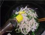 薄荷牛肉炒河粉的做法图解9