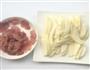 茭白黑木耳炒肉片的做法图解2