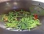 土豆炖豆角的做法图解3