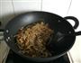 香辣肉末茄子粉丝的做法图解7