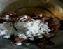 平菇炒肉的做法图解4