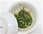 麻油盐葱拌豆腐  的做法图解2