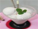 草莓冰淇淋