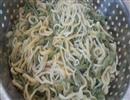 三色手工刀切面条